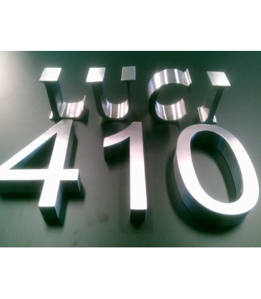 Números y Letras en Inoxidable 3D