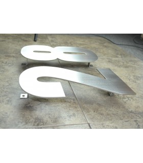 Números y Letras en Inoxidable Planas